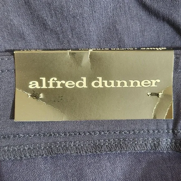 Alfred Dunner Pull-On Shorts Womens Plus Size 22W Solid Navy Blue Allure NWT - Picture 9 of 13